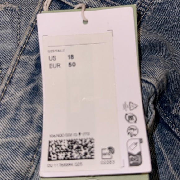 H&M WOMAN WIDE ULTRA HIGH JEANS SIZE 18 NEW WITH TAGS - Picture 8 of 10